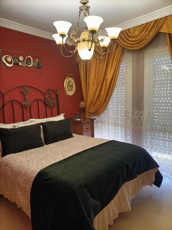 Sale of independent chalet in Barrio Centro, Estepona
photo 5