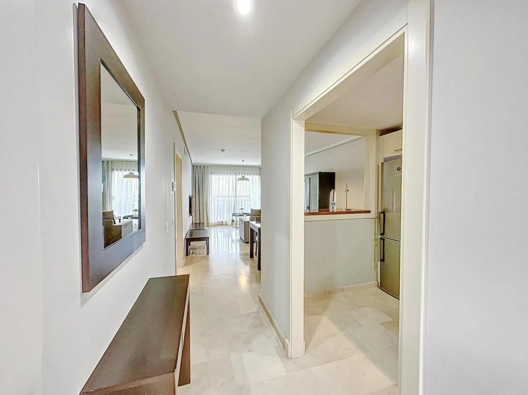 Venta de piso en Calle Flaminio, Estepona
 photo 3