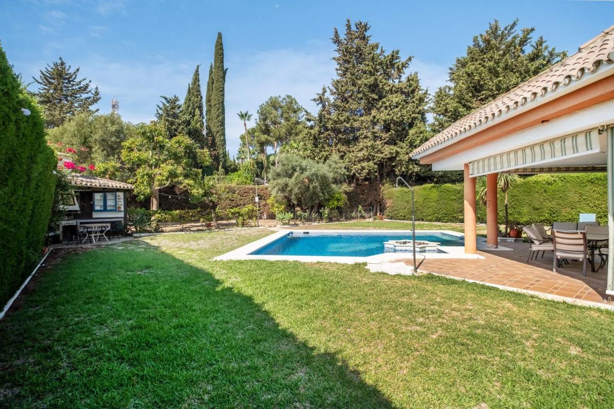 Venta de chalet independiente en Avenida de Europa, Estepona
 photo 2