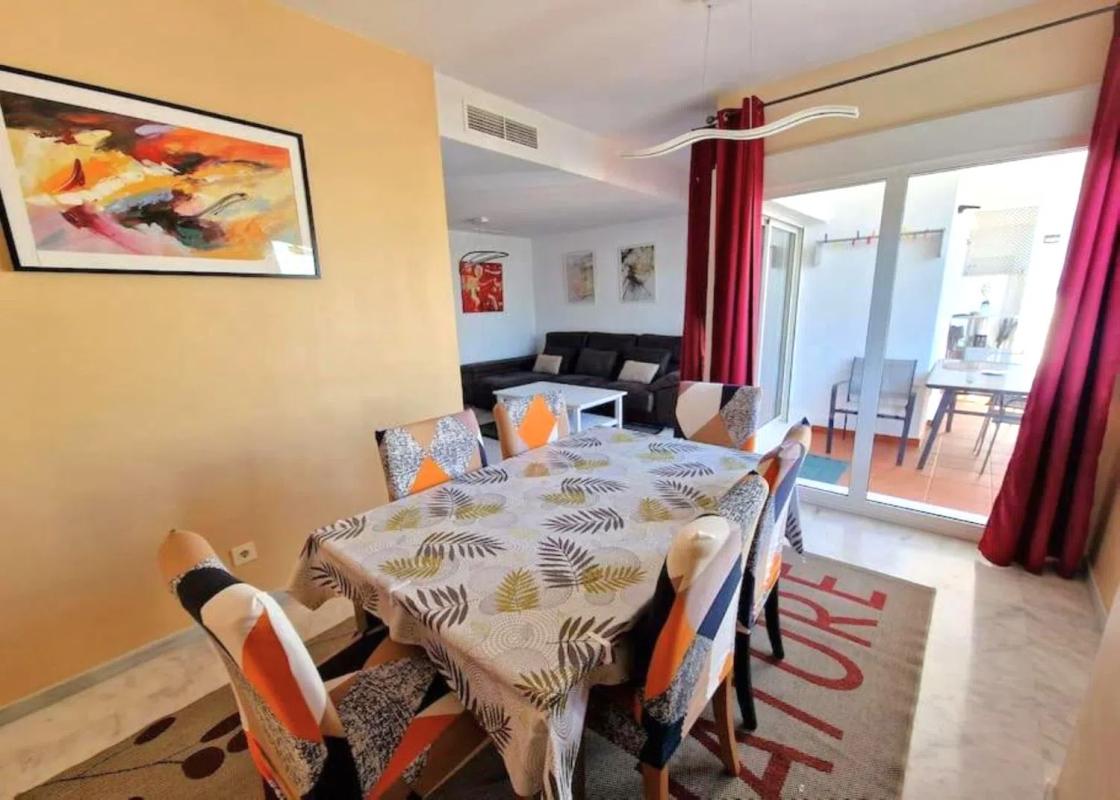 Sprzedaż mieszkania w Calle Villa Borghese, 403, Estepona
photo 3
