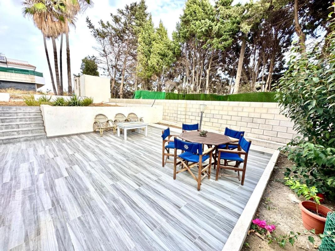 Venta de chalet independiente en Calle del Sueño, Estepona
photo 1
