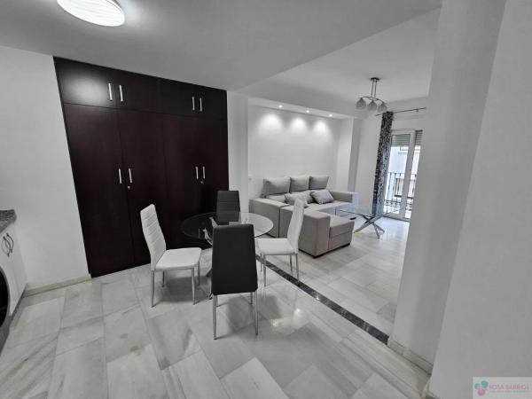 Apartment for sale in Avenida España s/n, Estepona thumbnail 2