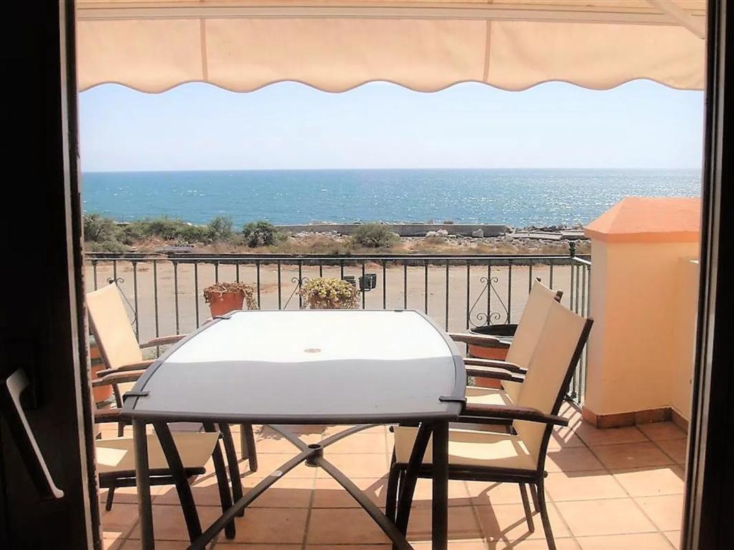 Venta de chalet independiente en Avenida del Carmen, 161, Estepona
 photo 2