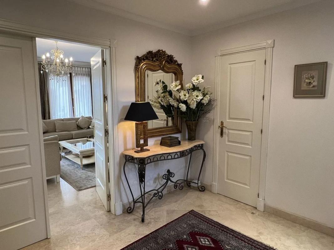 Sprzedaż niezależnego domku jednorodzinnego w  El paraíso, Estepona photo 4