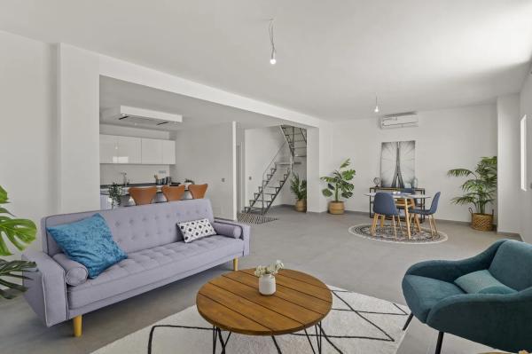 Duplex en venta en Road Nacional N-340 s/n, Estepona photo 1