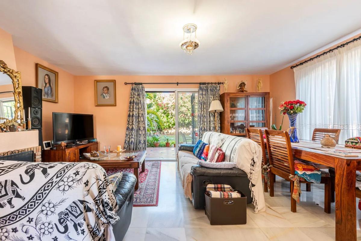 Venta de chalet independiente en Avendia del Pernet s/n, Estepona
photo 2
