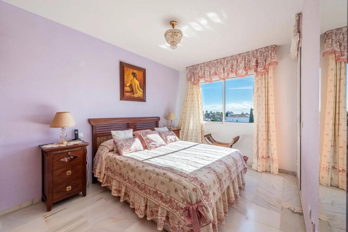 Venta de chalet independiente en Avendia del Pernet s/n, Estepona
photo 5