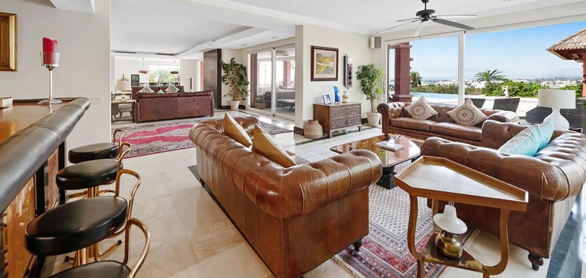 Venta de chalet independiente en Barrio Paraiso-Barronal, Estepona
 photo 4