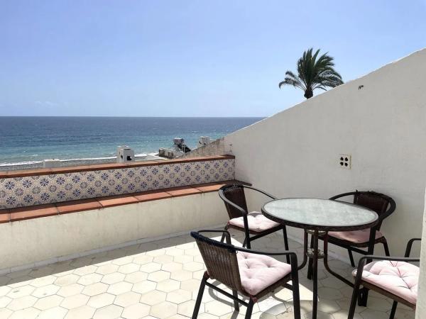 Duplex en venta en Barrio Huerta Nueva, Estepona thumbnail 1