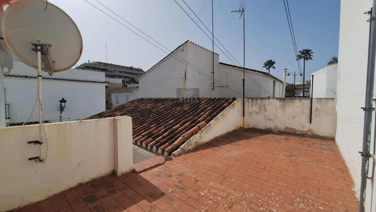 Продажа отдельного шале в Barrio Parque Central, Эстепона photo 2