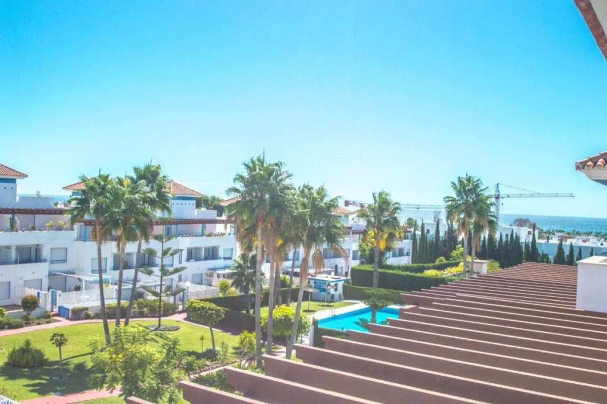 Venta de chalet independiente en Calle del Estanque, Estepona
 photo 5