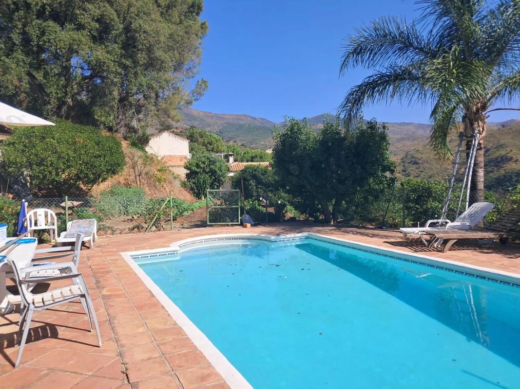 Venta de chalet independiente en Barrio Centro, Estepona
photo 2