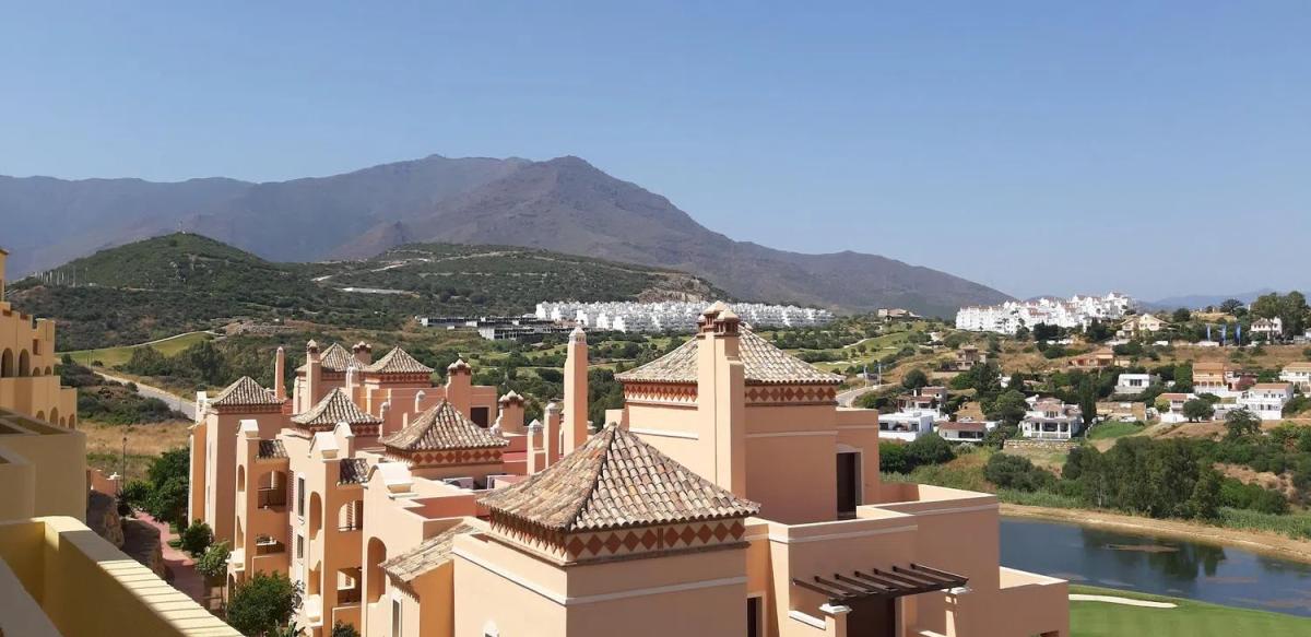 Duplex sale in Calle Peru s/n, Estepona photo 1