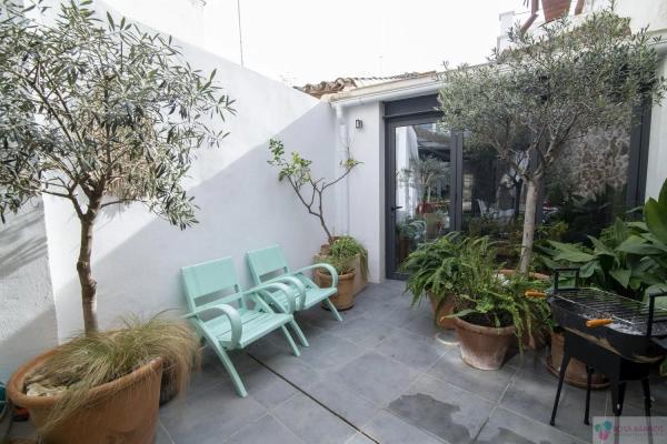 Detached villa for sale in Barrio Centro, Estepona photo 1