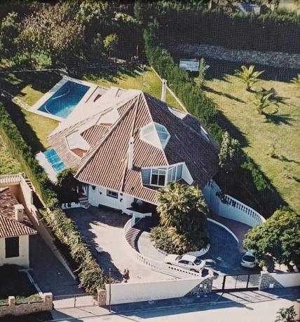 Chalet independiente en venta en Urbanizacion Bel Air s/n, Estepona photo 1