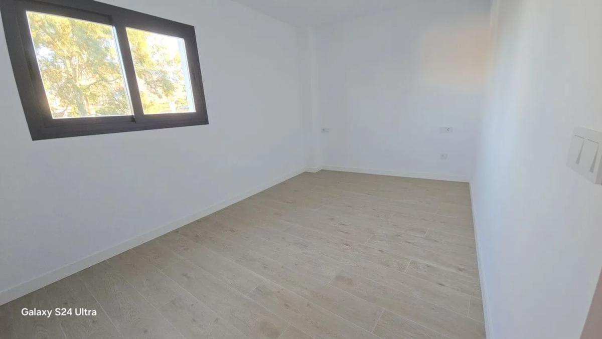 Sale of apartment in Calle del Agua, Estepona
photo 5