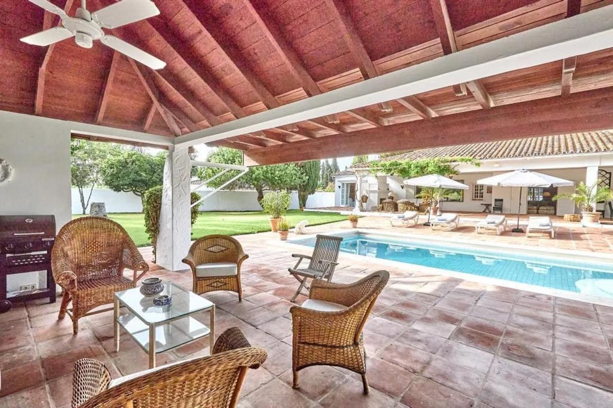 Venta de chalet independiente en Barrio Casasola, Estepona
 photo 4