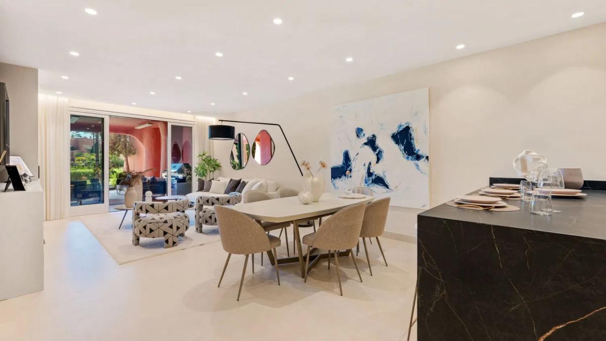 Venta de piso en Calle Sefardi, Estepona
photo 2