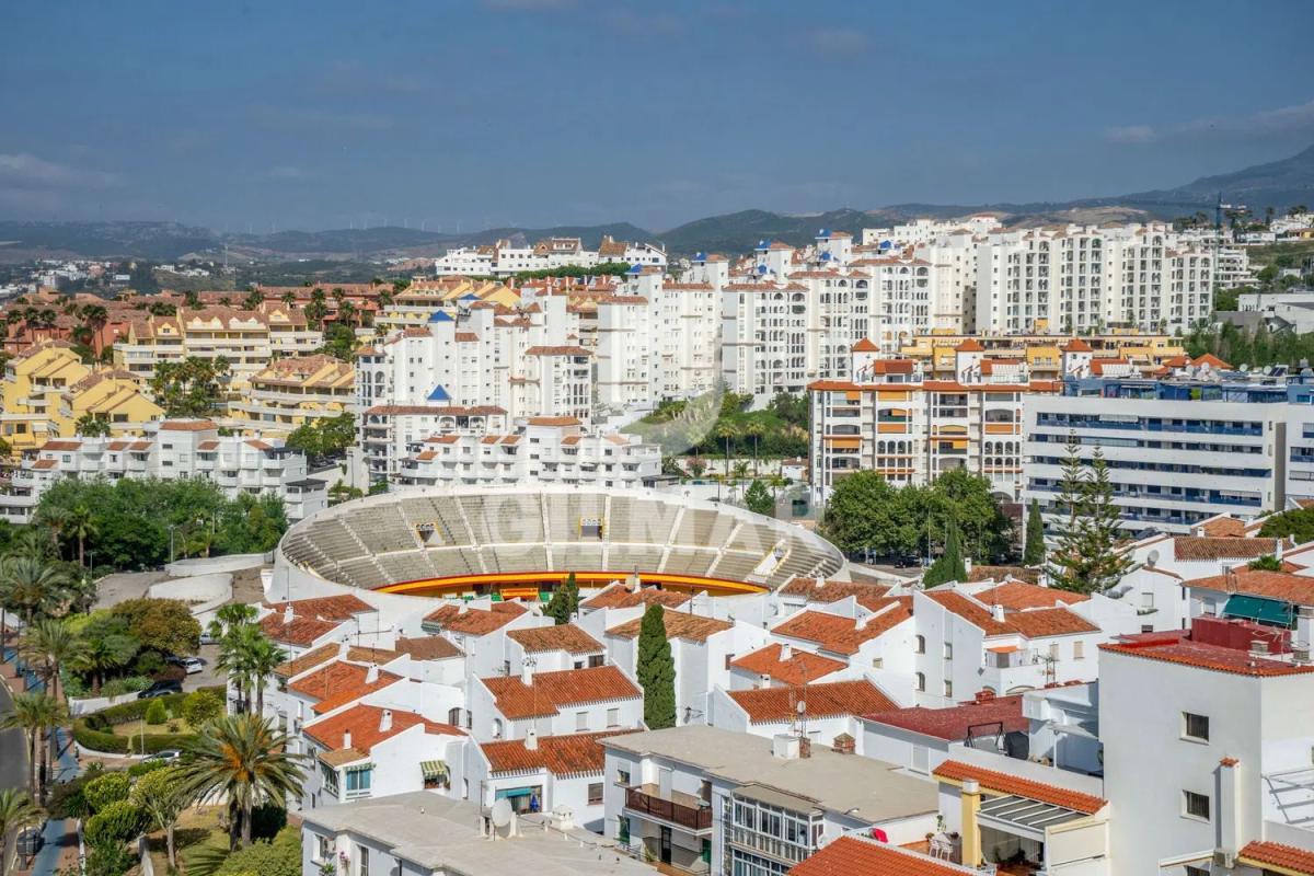 Sprzedaż mieszkania w Calle Delfín, Estepona
photo 2