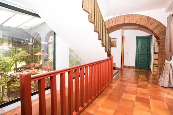 Wolnostojąca willa na sprzedaż w  Calle Yerbabuena, Estepona photo 4