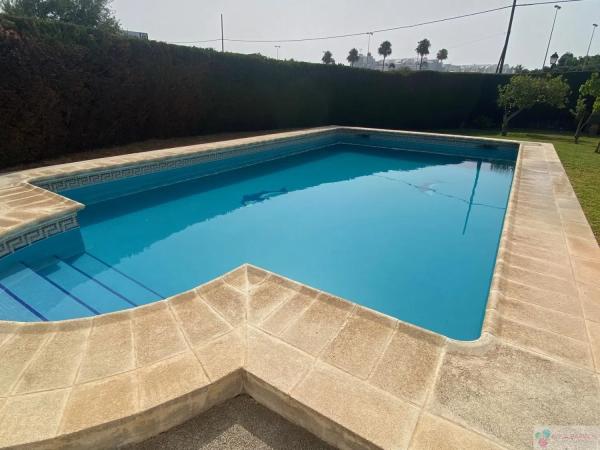 Detached villa for sale in  Barrio El Velerín, Estepona photo 3