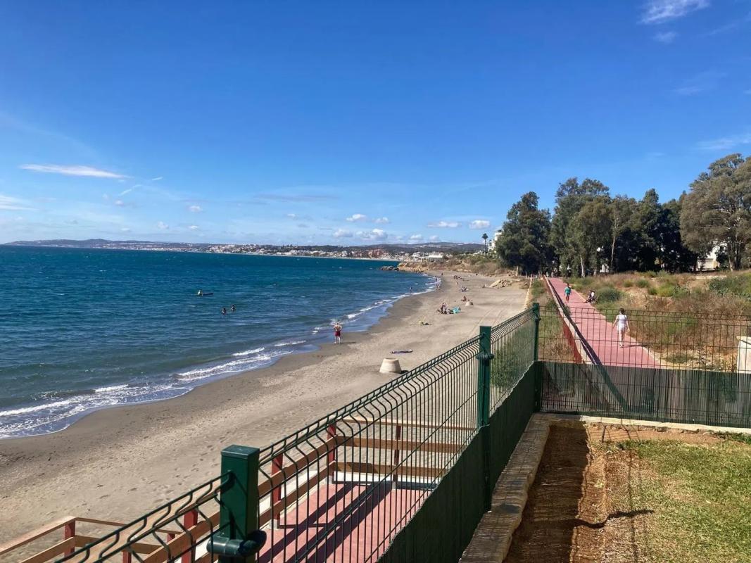 Продажа квартиры на Calle Playa del Cristo, 1 -V, Эстепона
photo 1
