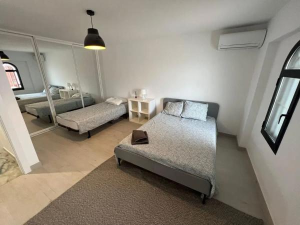 Wolnostojąca willa na sprzedaż w  Calle Baupres, 18, Estepona photo 4