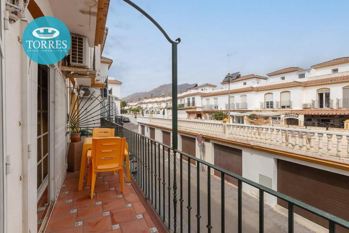 Sale of independent chalet in Calle Alextebuna, Estepona
 photo 5