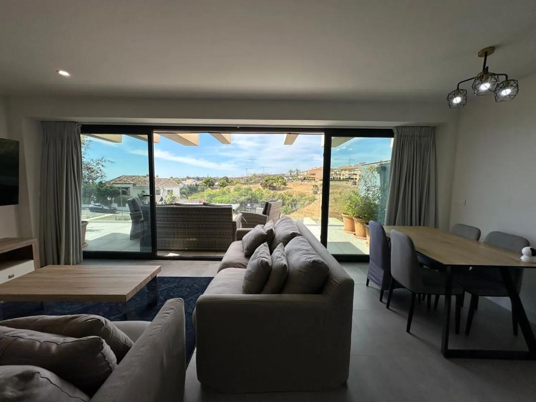 Venta de piso en Camino del Reloj, 10, Estepona
 photo 2