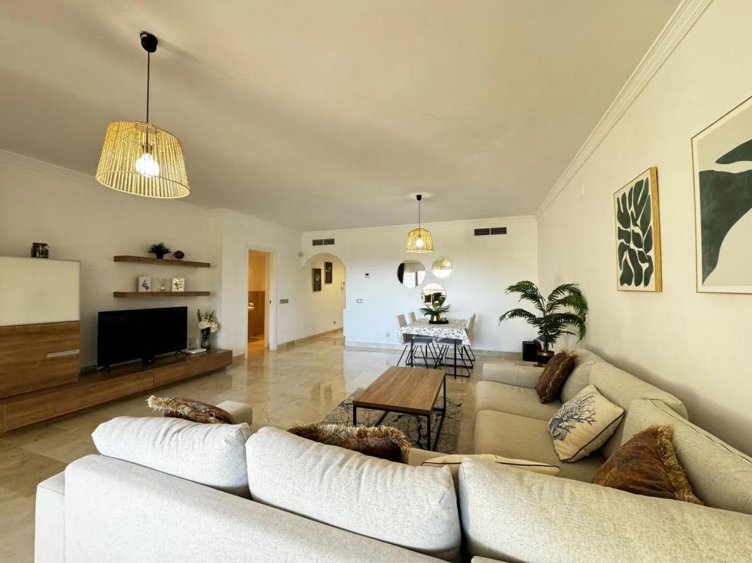 Venta de piso en Marques de Atalaya 0, Estepona
photo 3