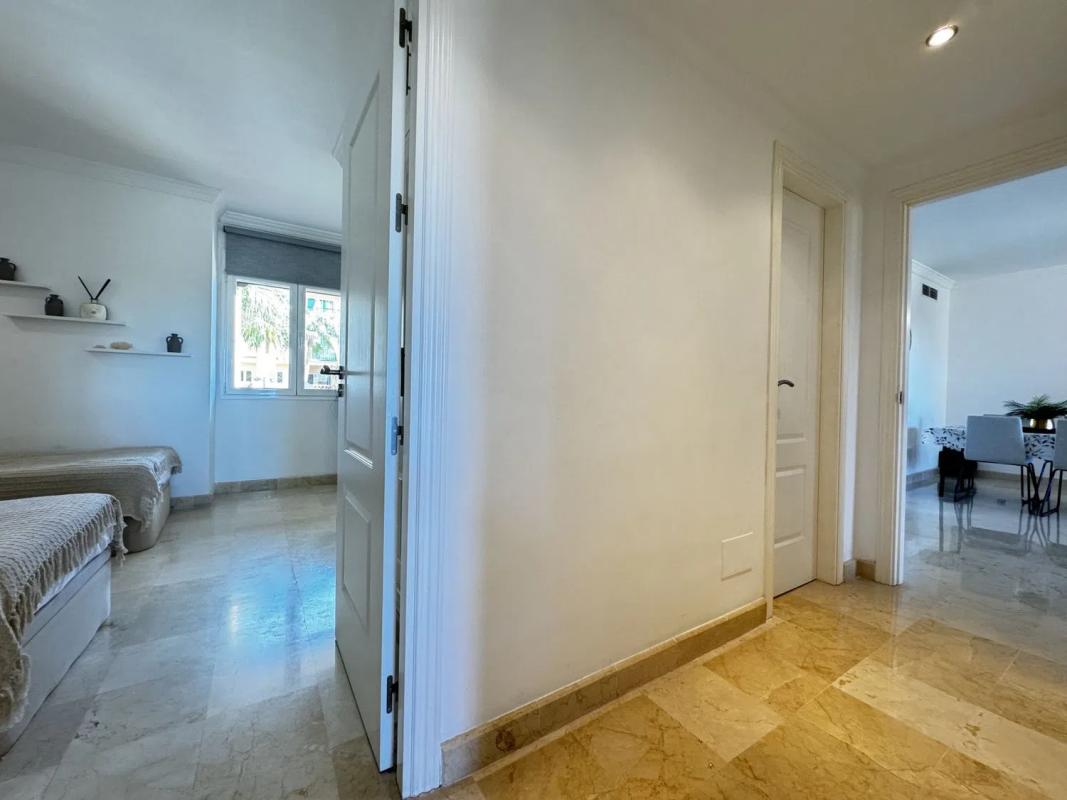 Venta de piso en Marques de Atalaya 0, Estepona
photo 4