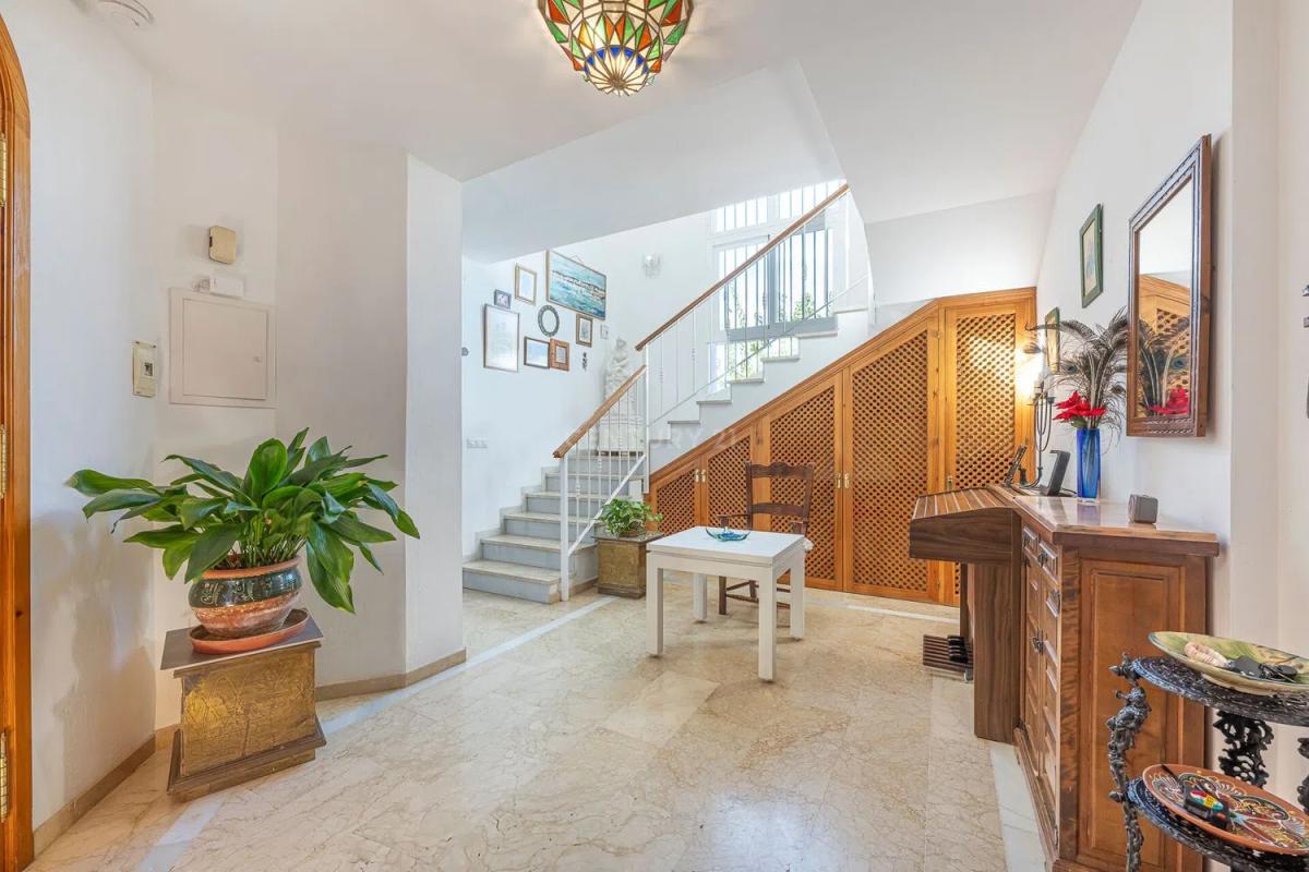 Sale of independent chalet in Calle Genalguacil, 171, Estepona
photo 4