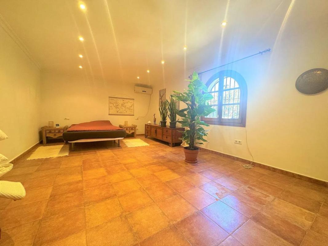 Sale of independent chalet in Camino Alberdina, Estepona
photo 3