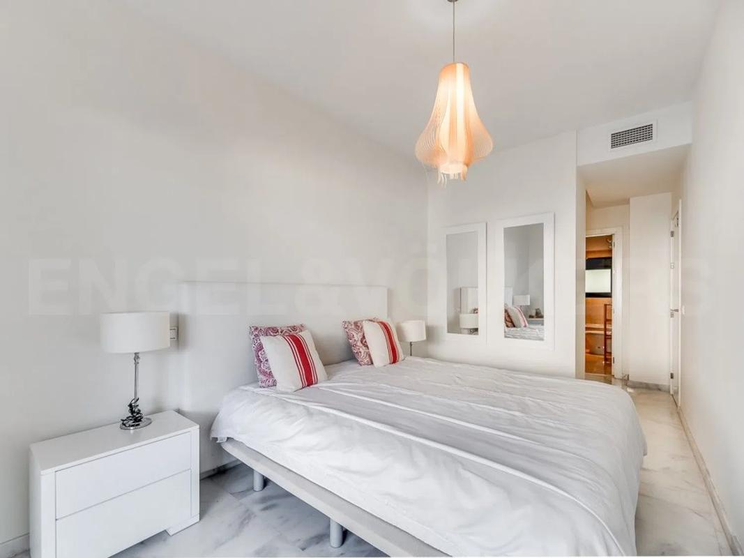 Venta de piso en Barrio Guadalmansa, Estepona
photo 4