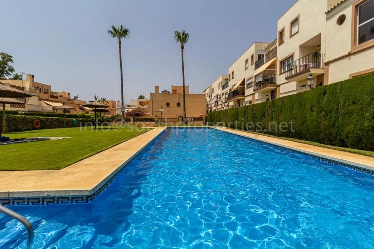 Продажа отдельного шале в  Calle Cabo de Gata, 23, Эстепона photo 2