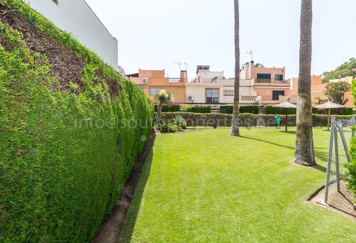 Продажа отдельного шале в  Calle Cabo de Gata, 23, Эстепона photo 4