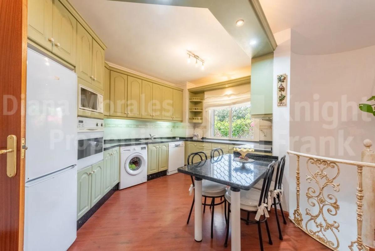 Venta de chalet independiente en Barrio Bel-Air, Estepona
 photo 4