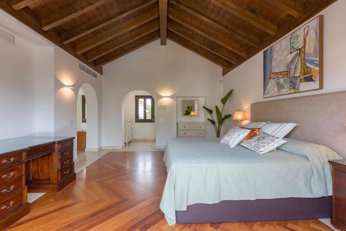 Sprzedaż niezależnego domku jednorodzinnego w Barrio Casasola, Estepona photo 3
