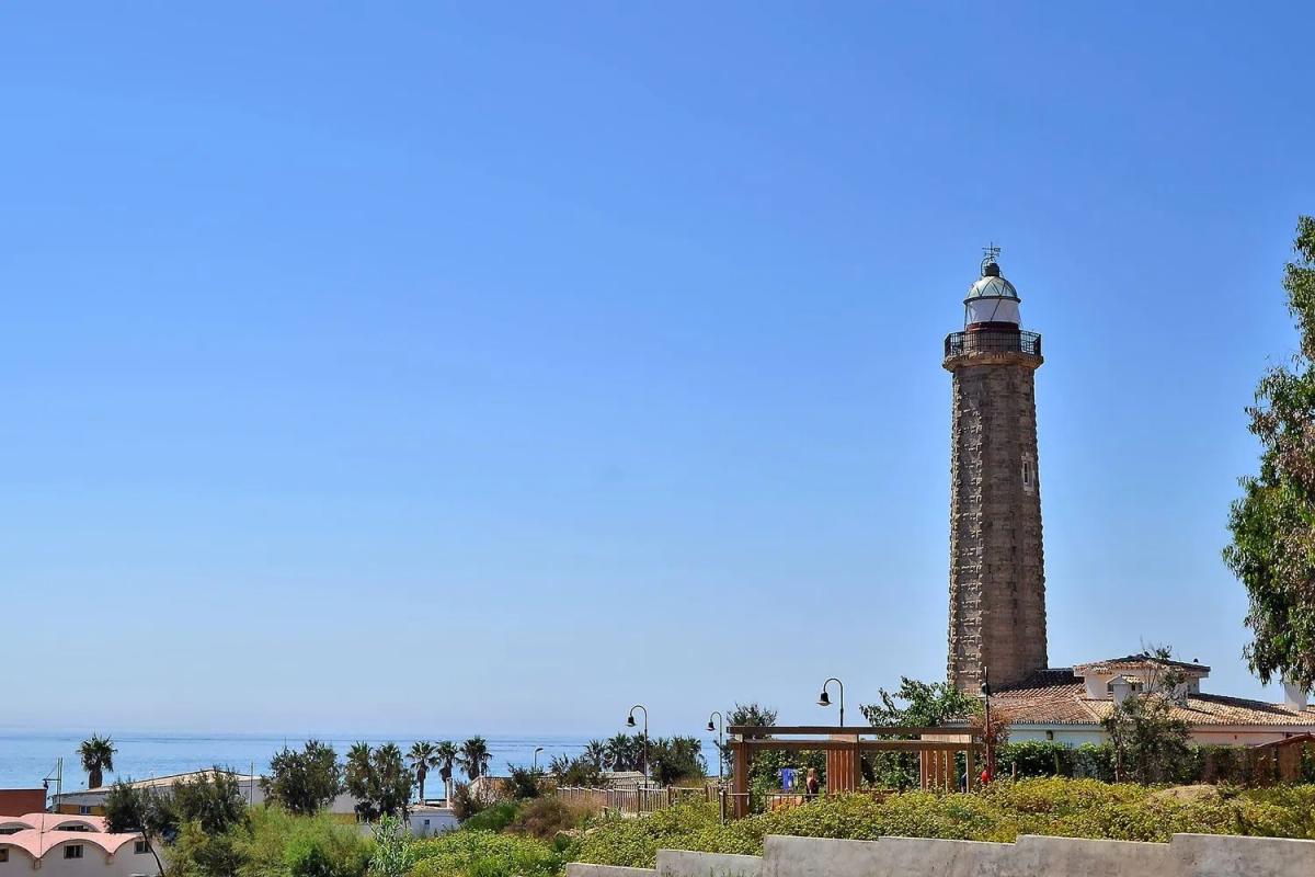 Venta de chalet independiente en Calle del Murmullo, Estepona
photo 3