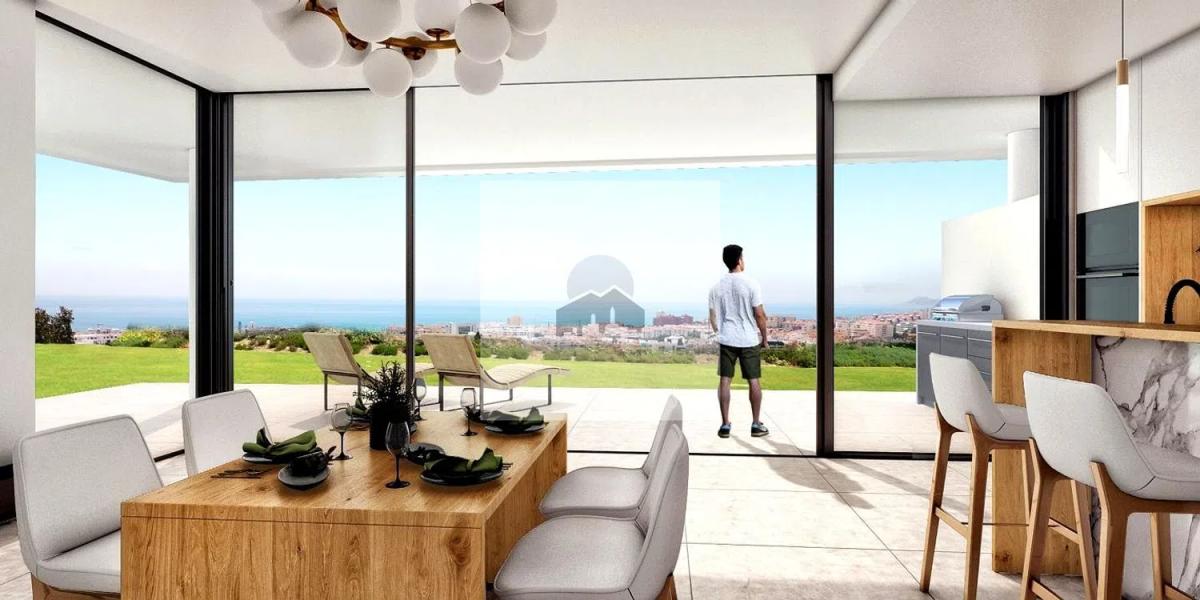 Продажа квартиры на Barrio Sierra de Estepona-Avda de Andalucia, Эстепона
 photo 2
