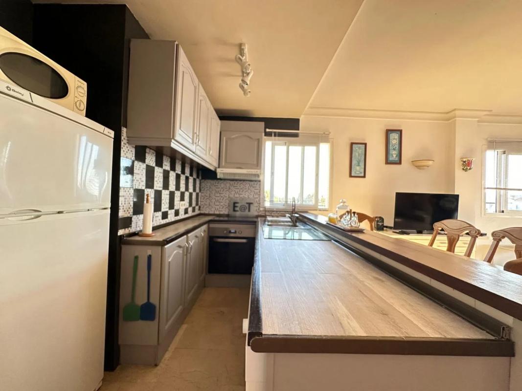 Venta de piso en Barrio Paraiso-Barronal, Estepona
 photo 2