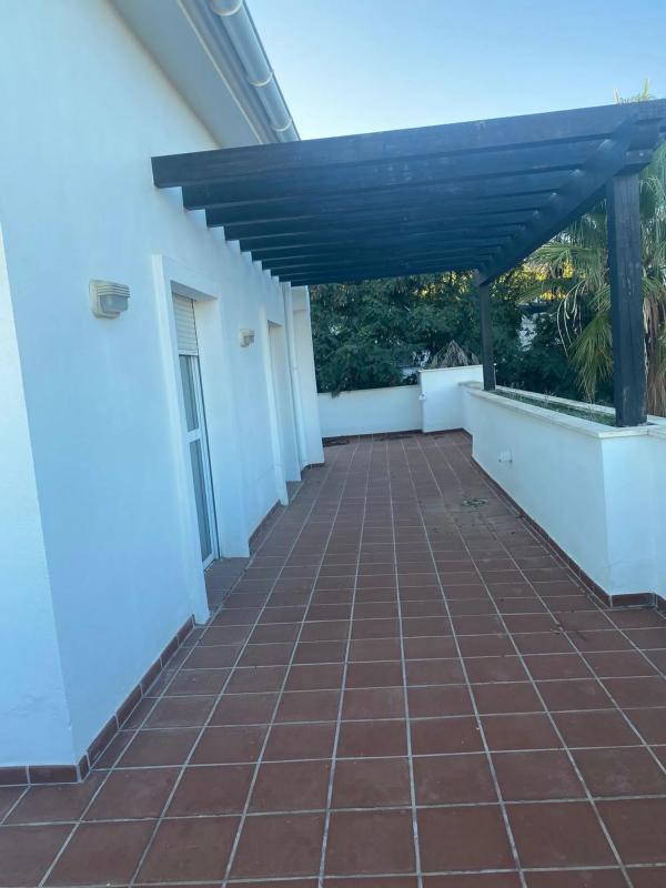 Продажа квартиры на Camino El Chorro s/n, Эстепона
photo 1