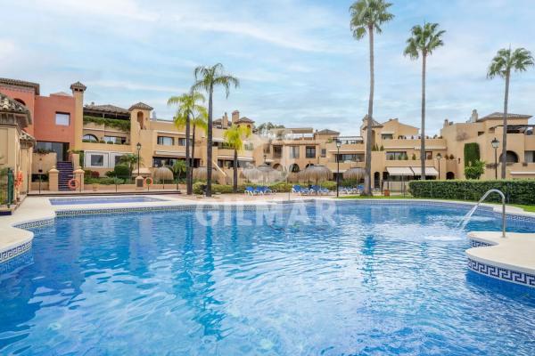Продажа квартиры в Calle Urbanizacion Cartuja del Golf, Эстепона photo 1