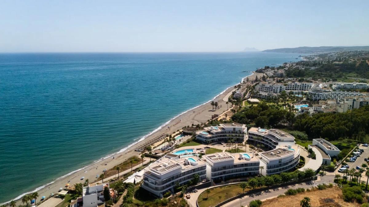 Venta de piso en Calle Josefina Samper, Estepona
photo 2