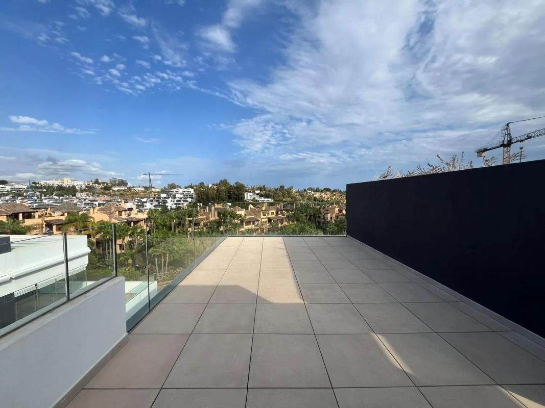 Duplex sale in Calle Jerez, Estepona photo 4