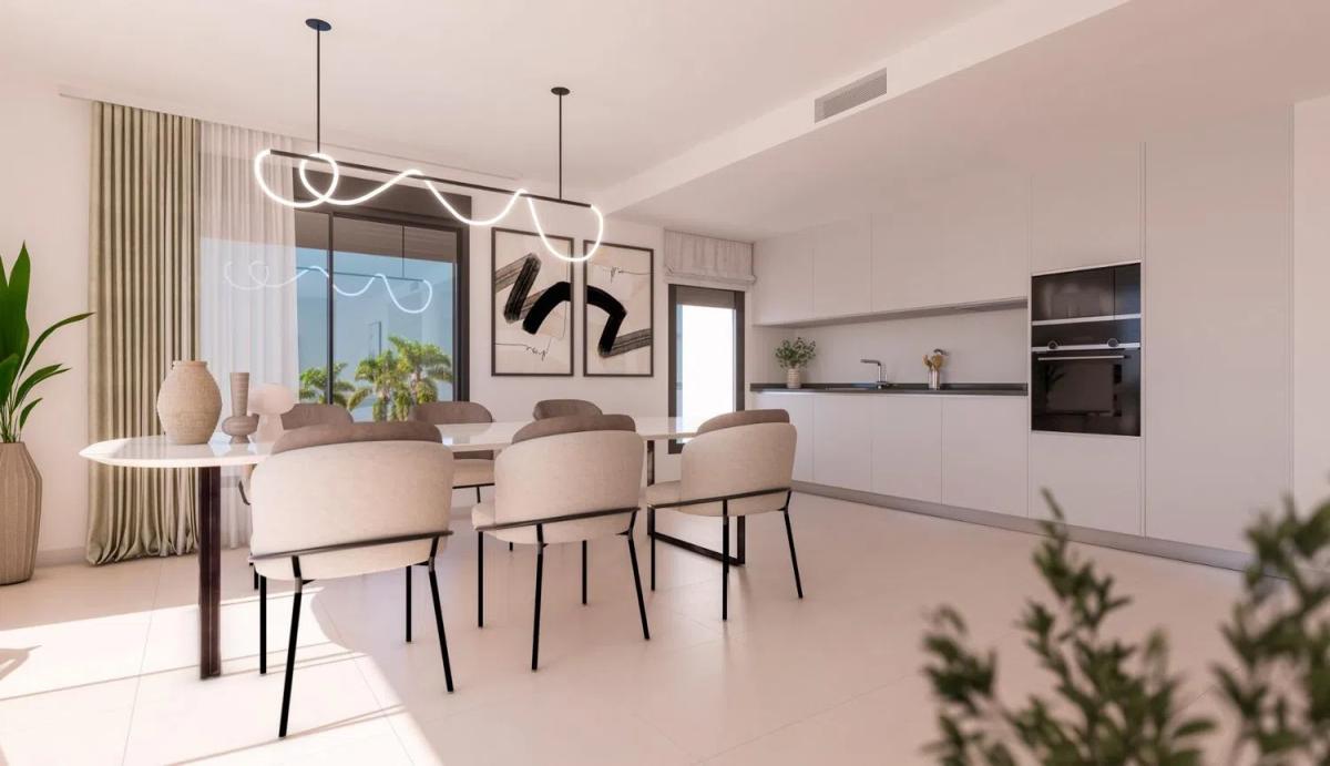 Sale of apartment in Calle Josefina Samper, Estepona
photo 3