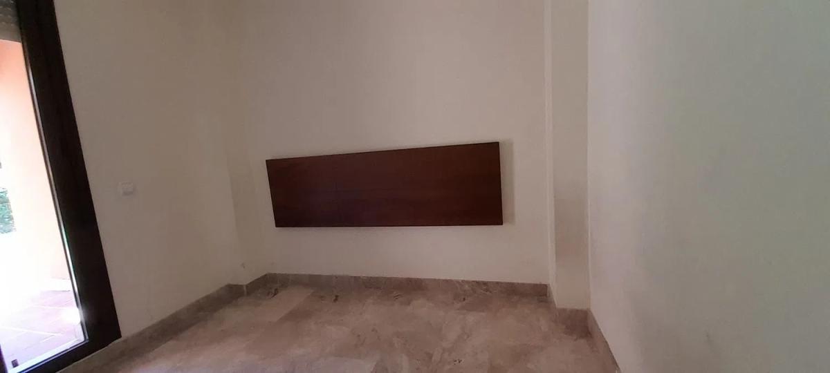 Venta de piso en Calle Blaster, 4, Estepona
 photo 3