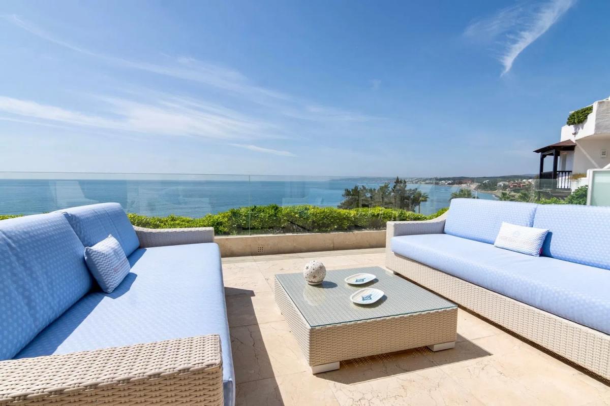 Sale of apartment in Avenida del Carmen, 95, Estepona
photo 1