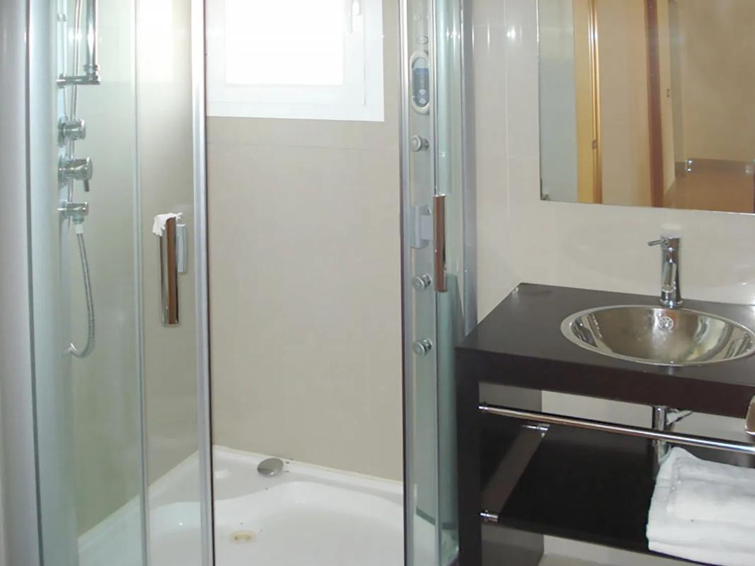 Sale of apartment in Calle Quintana, 30, Estepona
 photo 4