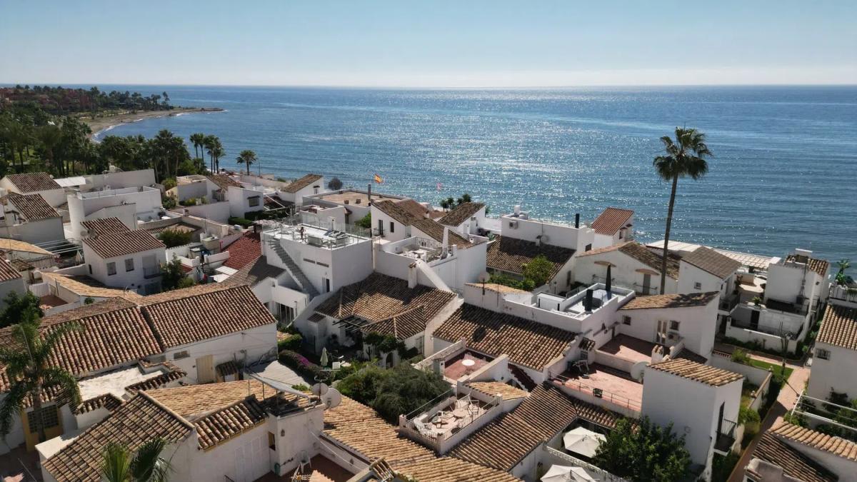 Venta de piso en Avenida del Pirata, Estepona
photo 4